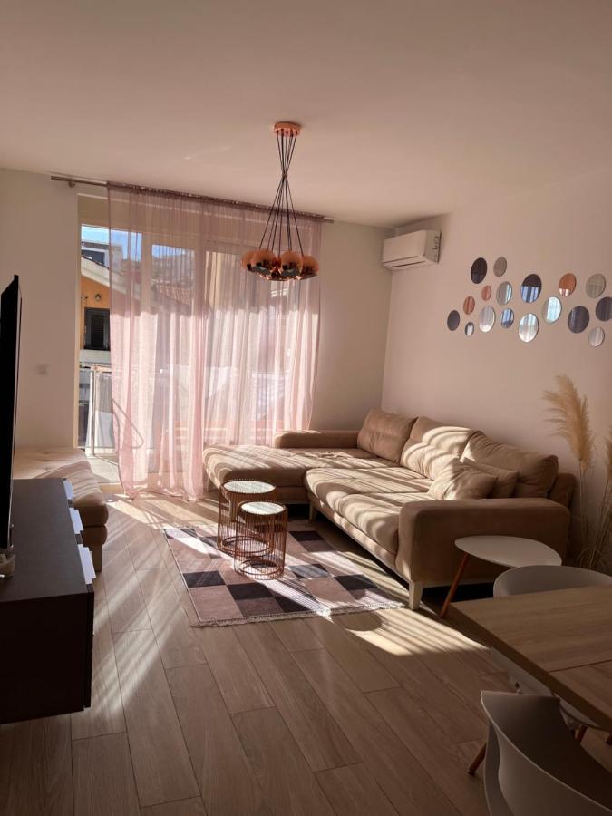 Atina Apartment, City Centre Budva ,Luxurious, Bright, Parking Eksteriør billede